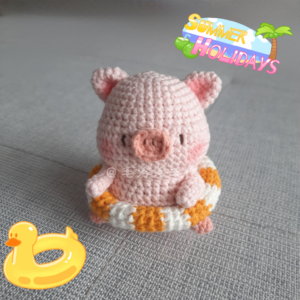Swimming Pig 游泳小豬